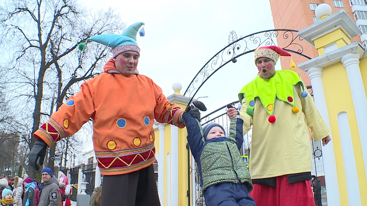 В городе весело и креативно провели Масленичные гуляния. Видео. Культура