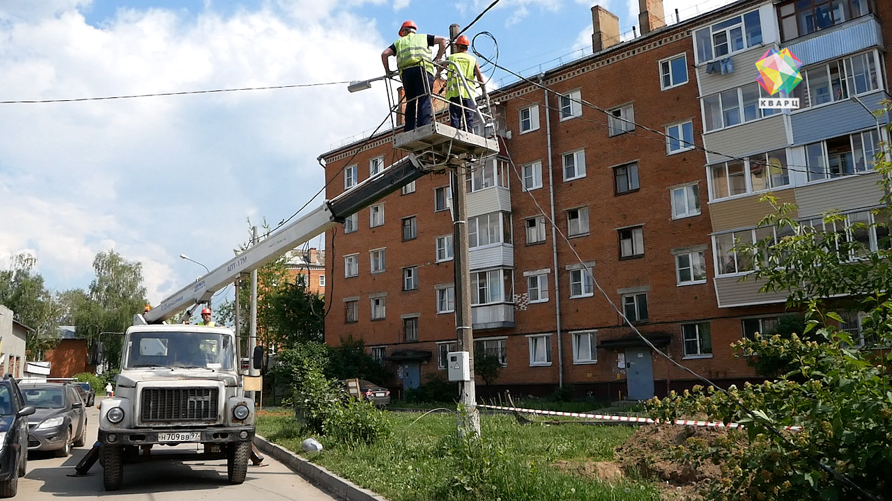 Работы по комплексному благоустройству дворов в самом разгаре. ЖКХ