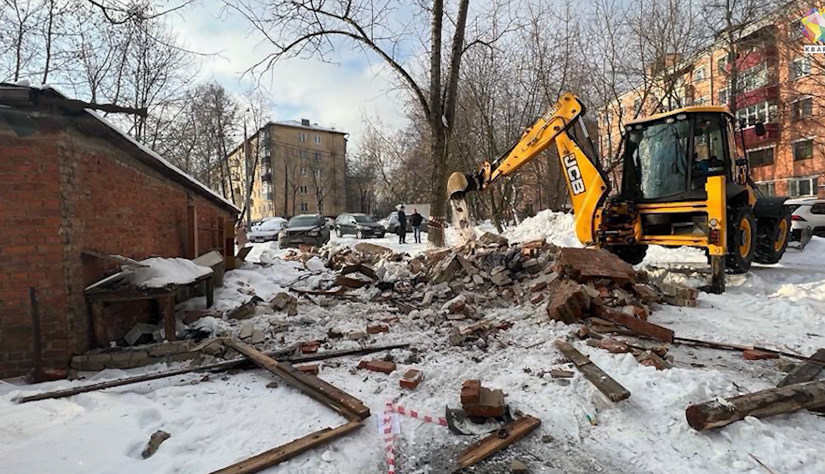 В Подольске демонтируют самовольные постройки. Политика и общество