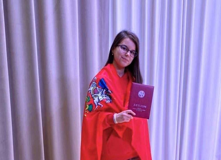 школьница показала себя Глава Подольска поздравил школьницу - призера Всероссийской олимпиады.  Образование